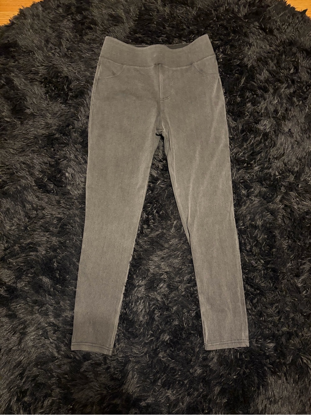 Women's Gray Stretch Pull On Skinny Pants